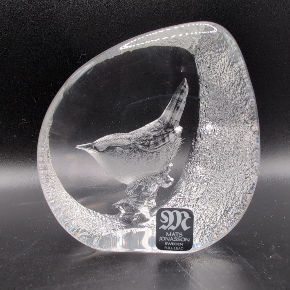 Mats Jonasson 3637 Wren Bird 2.75" Full Lead Crystal Paperweight EUC No Damage